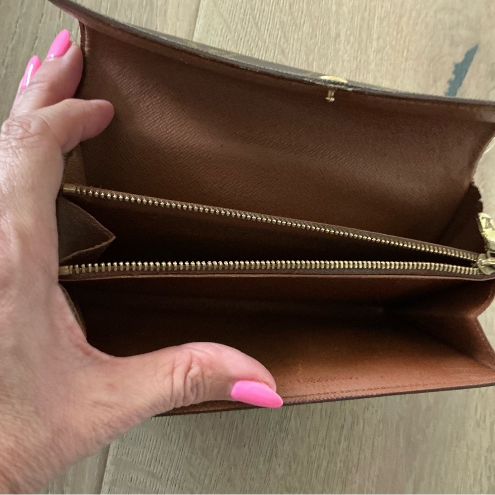 Louis Vuitton Dark Brown Monogram Wallet - Picture 5 of 7